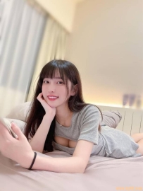 #高挑大奶正妹 現在可約  外貌超讚  服務好 態度好