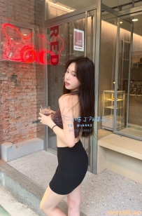 台北外拍女神｜希如：模特級神顏、超火辣水蛇腰，帶你體驗最主動的溫柔