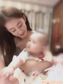 哺乳期單親媽媽
