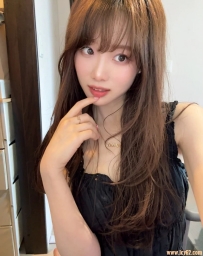 超甜可愛C奶女孩，可愛外表配上晃動的軟嫩C奶
